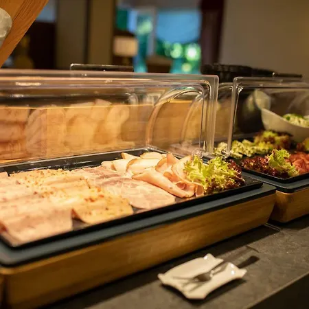 Parkhotel Отель